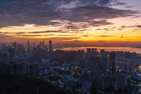 牛金宝配资 地产深水区，透视房企穿越周期之道