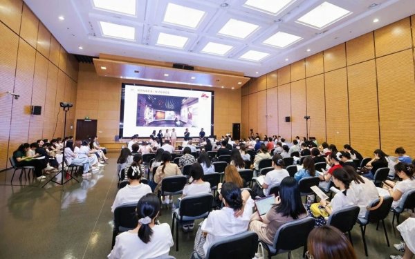 米配资 从档案中汲取奋进力量，西湖区开展“档案里的伟大抗战精神”大中小思政一体化活动